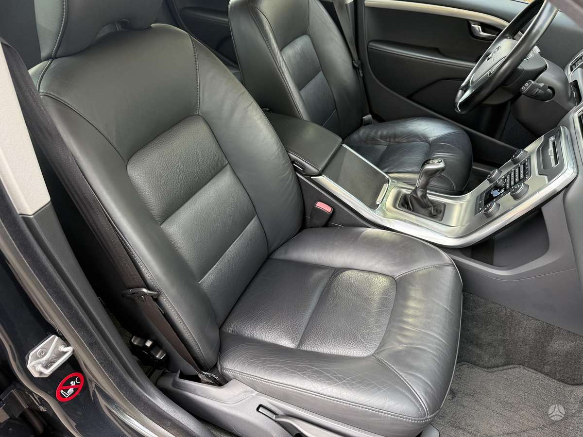Volvo V70, 2.0 l., wagon