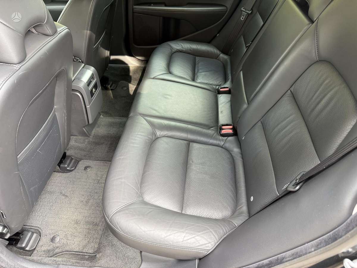 Volvo V70, 2.0 l., wagon