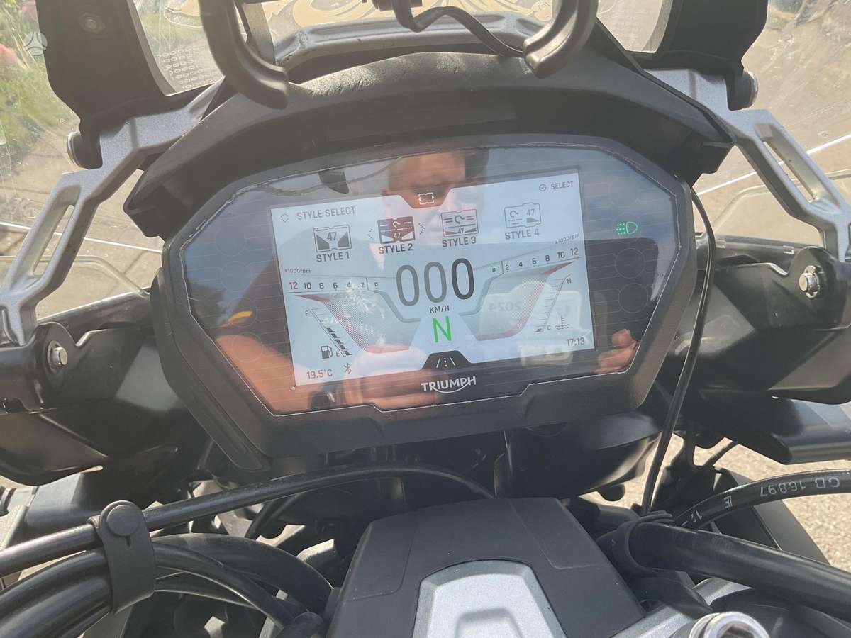 Triumph Tiger 1215cc, enduro / adventure