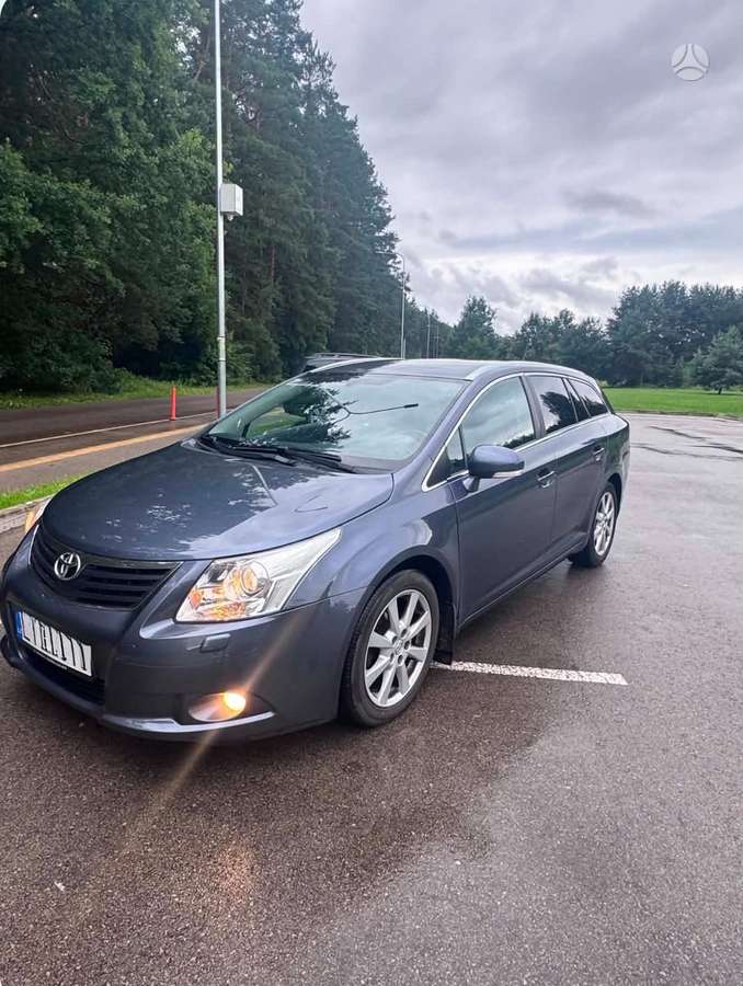 Toyota Avensis - 3