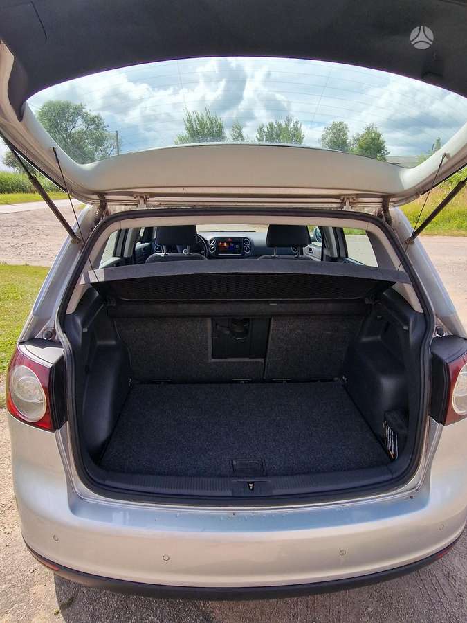Volkswagen Golf Plus - 11