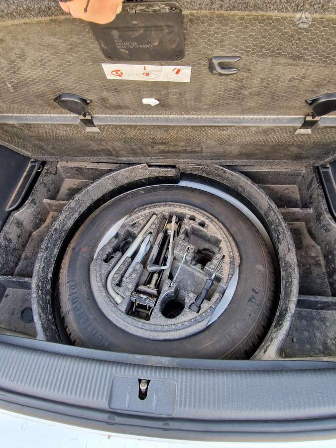 Volkswagen Golf Plus - 12