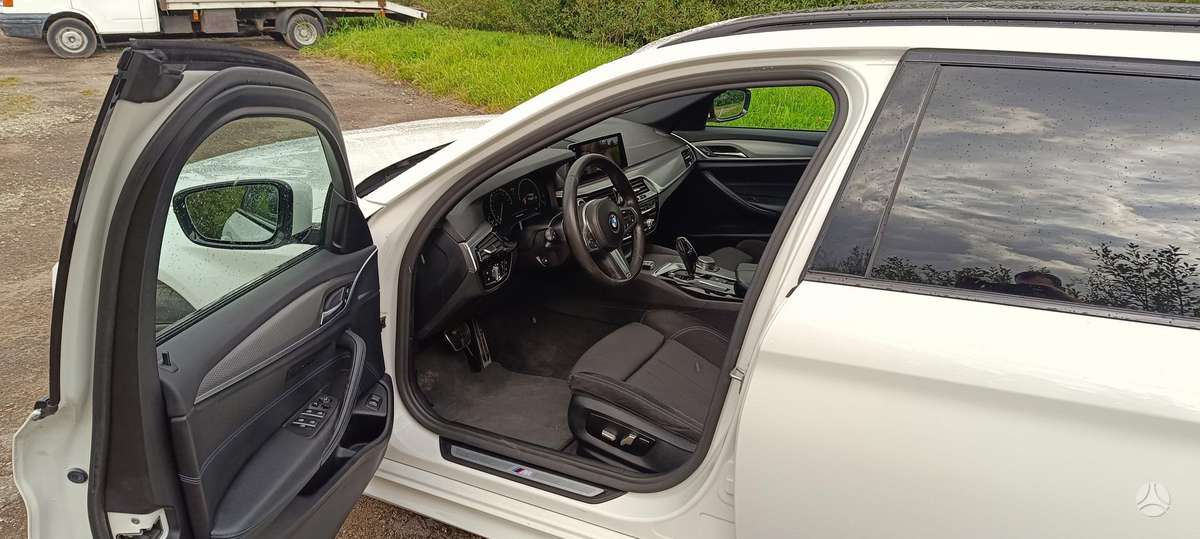 BMW 520, 2.0 l., Универсал