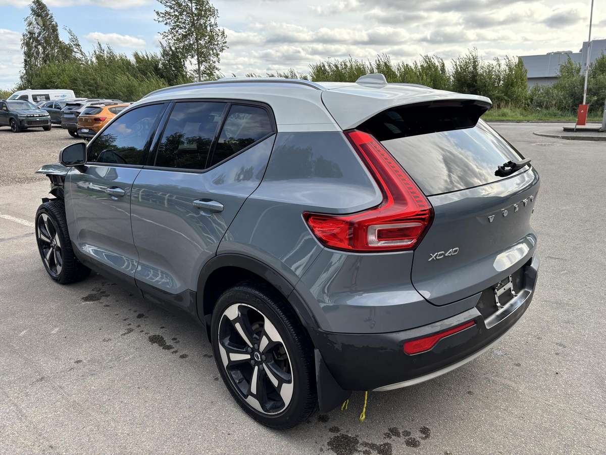 Volvo XC40 - 6