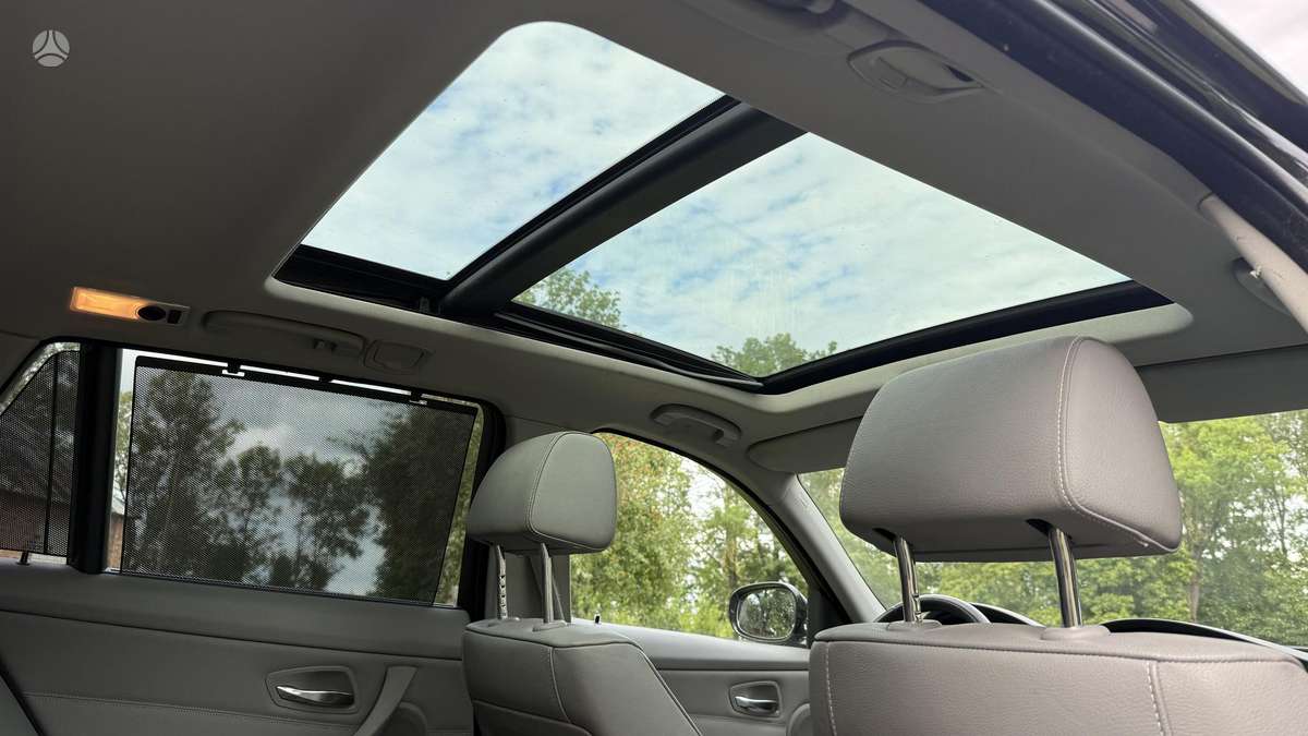 BMW 320, 2.0 l., wagon