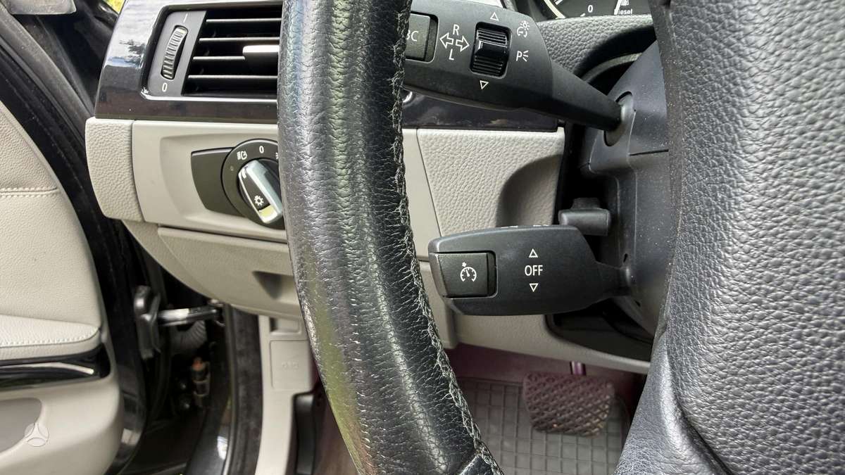 BMW 320, 2.0 l., wagon