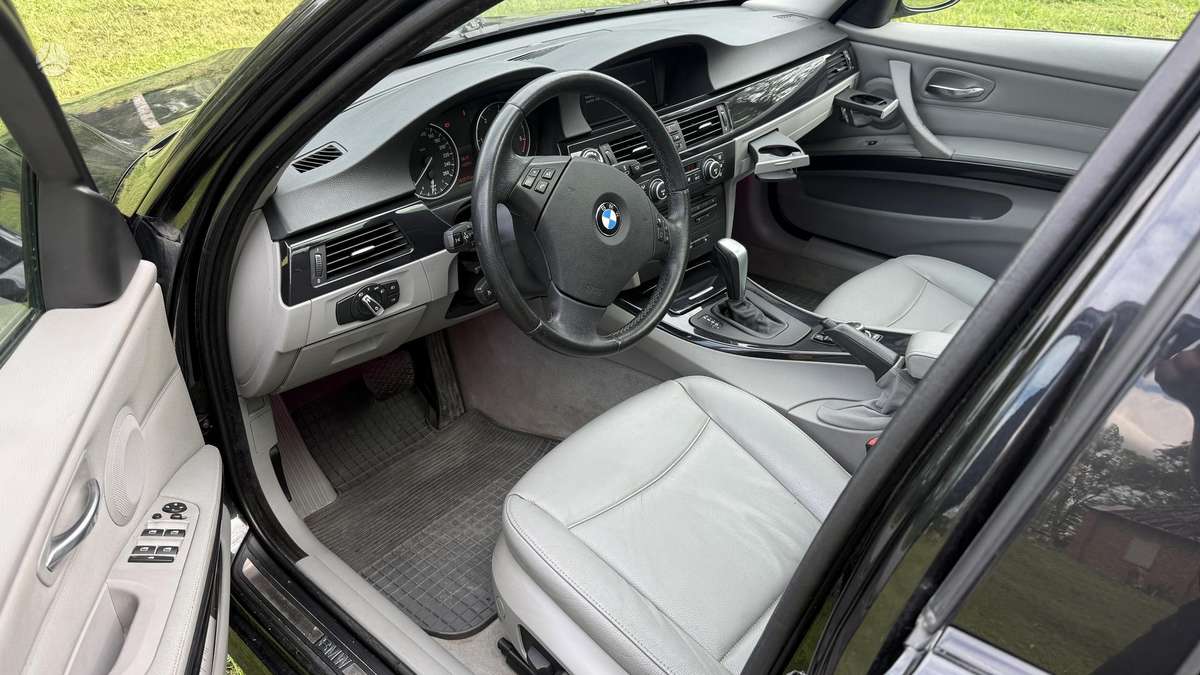 BMW 320, 2.0 l., wagon