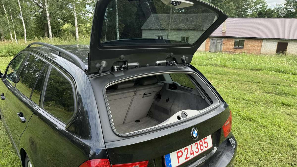 BMW 320, 2.0 l., wagon