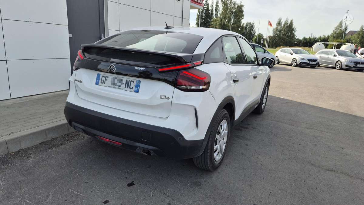 Citroen C4, 1.5 l., hatchback