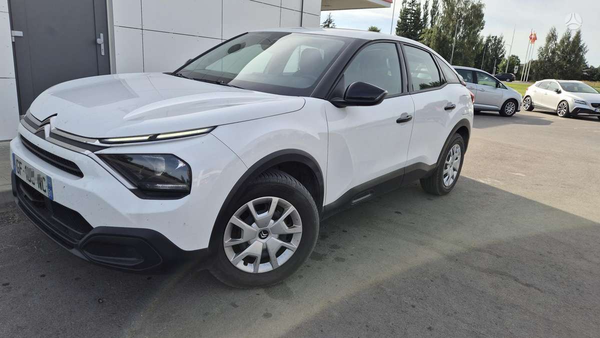 Citroen C4, 1.5 l., hatchback