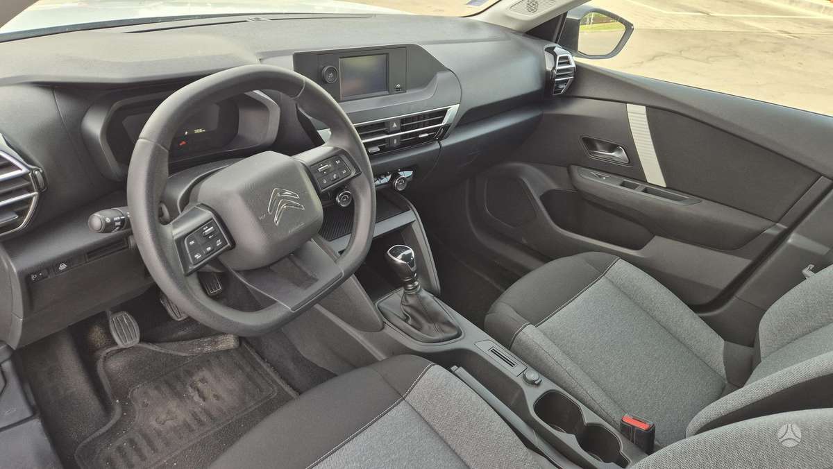 Citroen C4, 1.5 l., hatchback