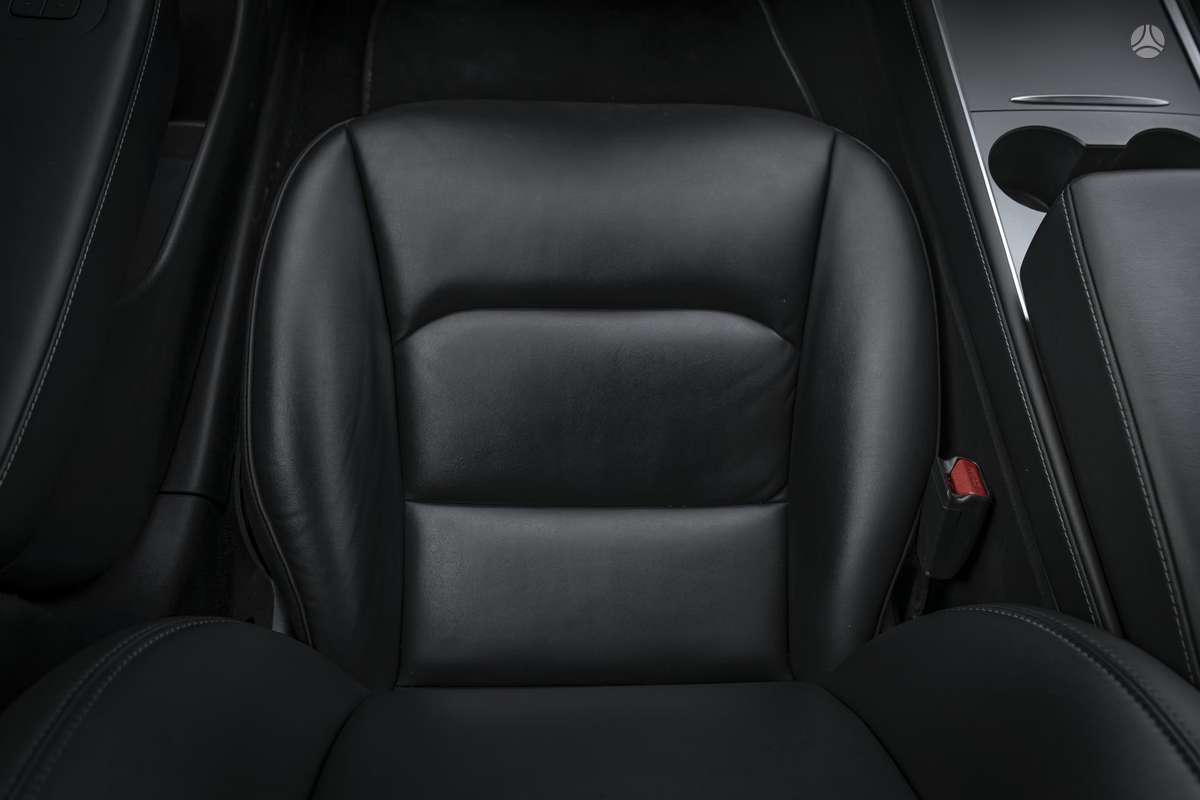 Tesla Model 3, 82 кВт·ч, Седан