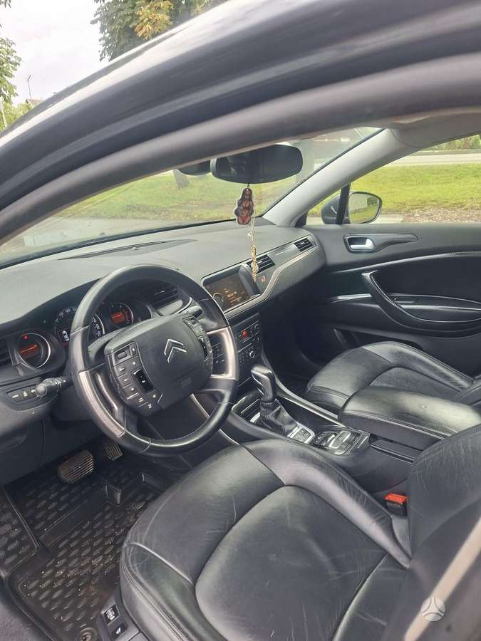 Citroen C5, 2.0 l., Седан