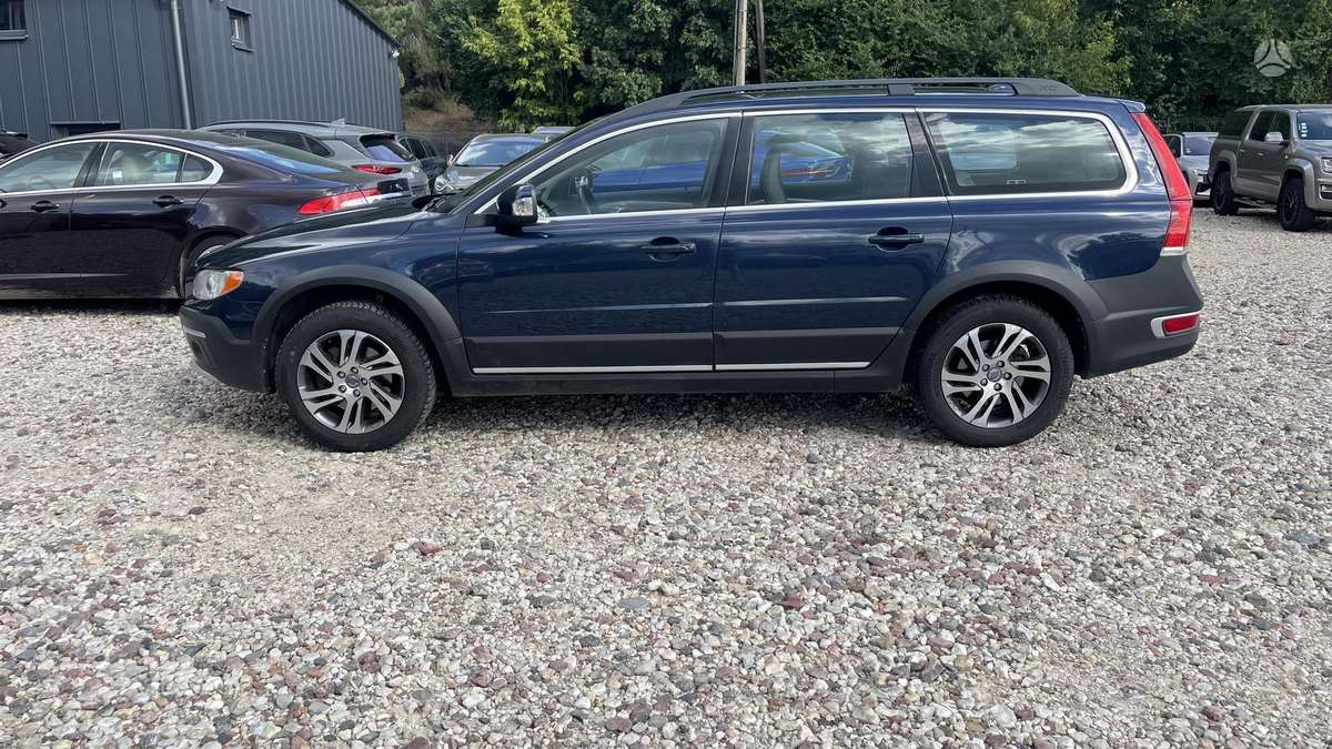 Volvo XC70, 2.4 l., wagon