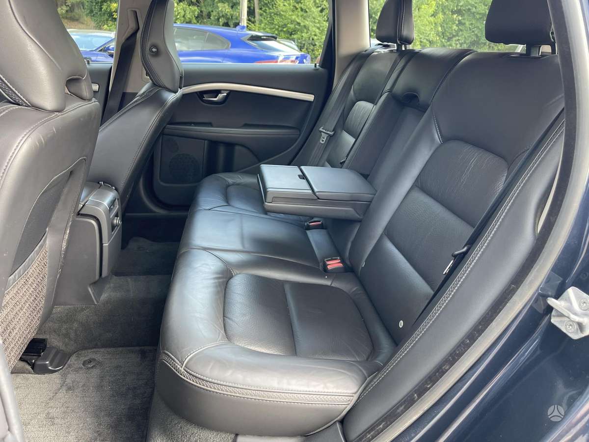 Volvo XC70, 2.4 l., Универсал