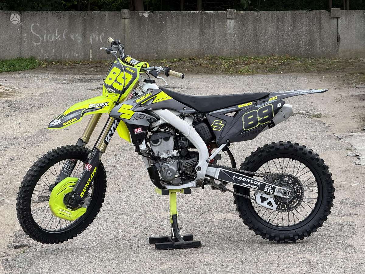 Suzuki RMZ 250cc, motocross