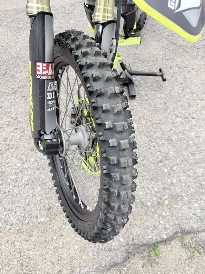 Suzuki RMZ 250cc, motocross