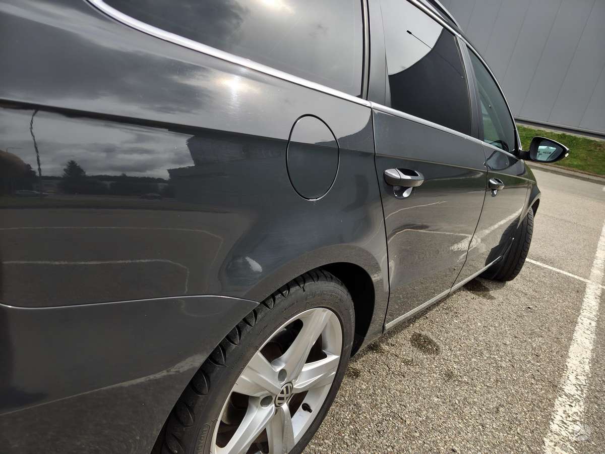 Volkswagen Passat - 7