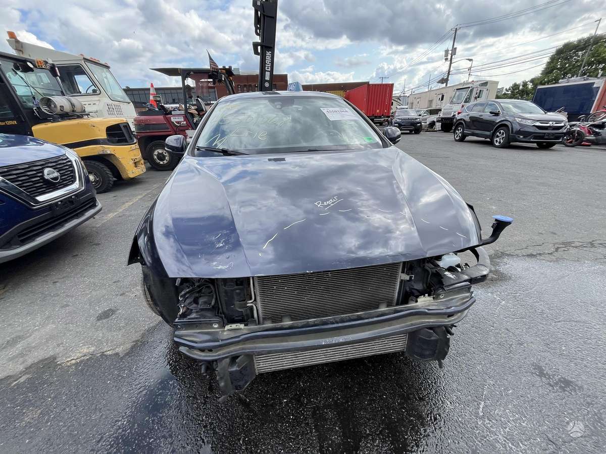 Volvo S60, 2.0 l., Седан