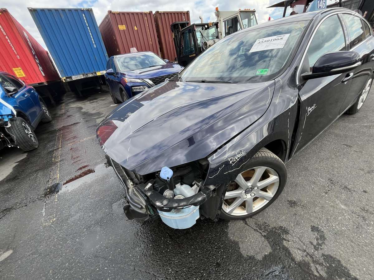 Volvo S60, 2.0 l., Седан