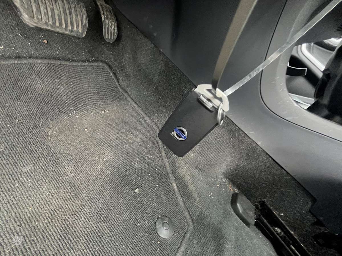 Volvo S60, 2.0 l., Седан