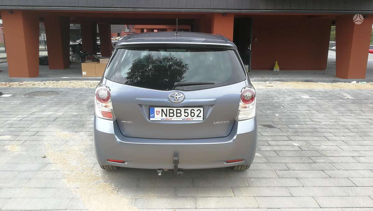 Toyota Verso - 4