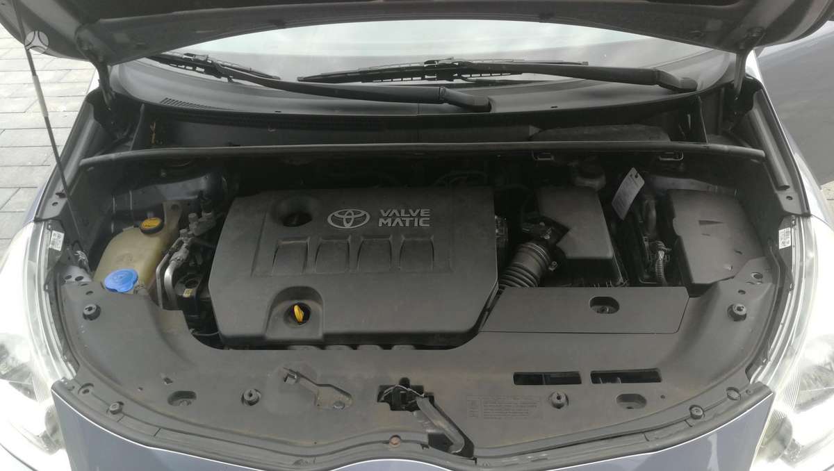 Toyota Verso - 5