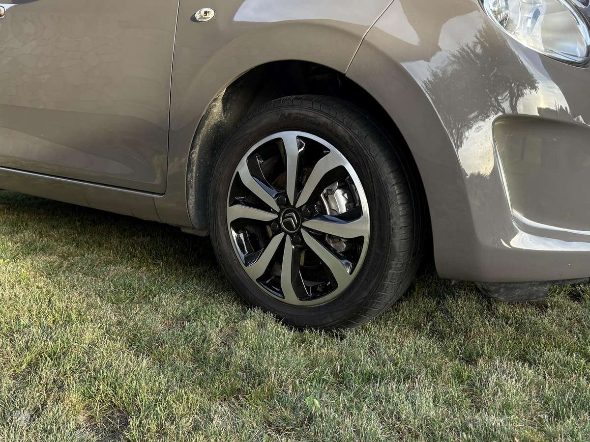 Citroen C1, 1.0 l., Хэтчбек