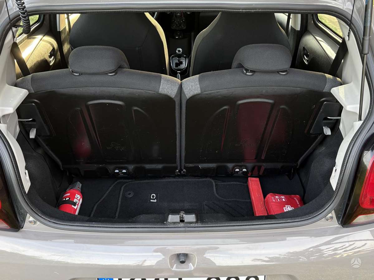 Citroen C1, 1.0 l., Хэтчбек