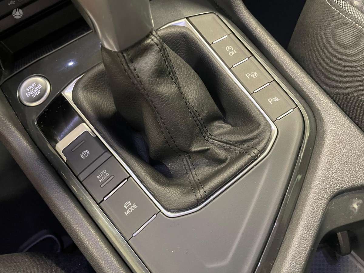 Volkswagen Tiguan - 9