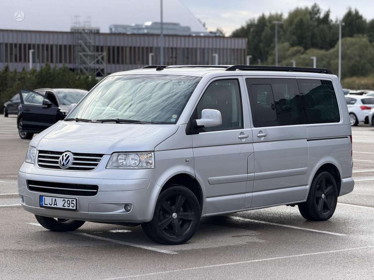 Volkswagen Multivan - 2