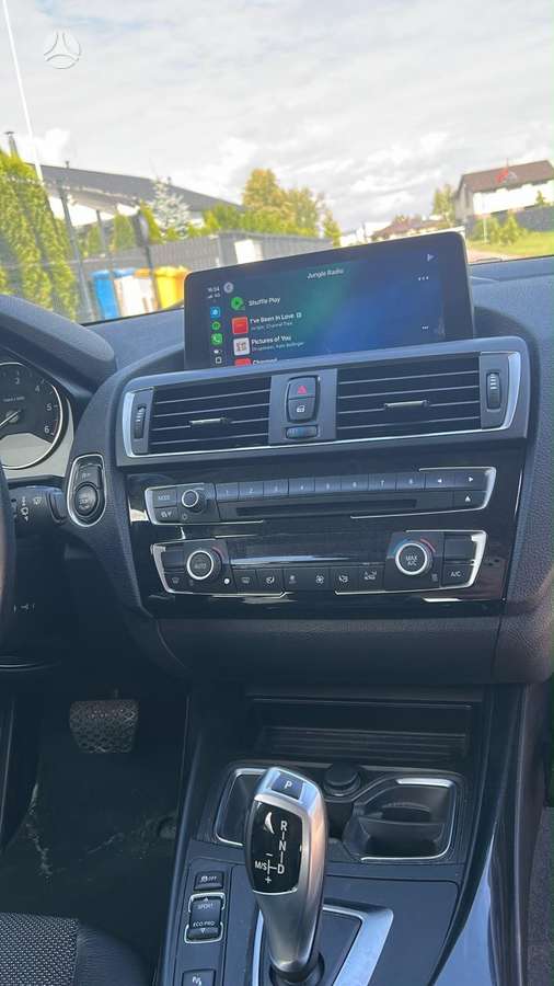 BMW 118, 2.0 l., Хэтчбек