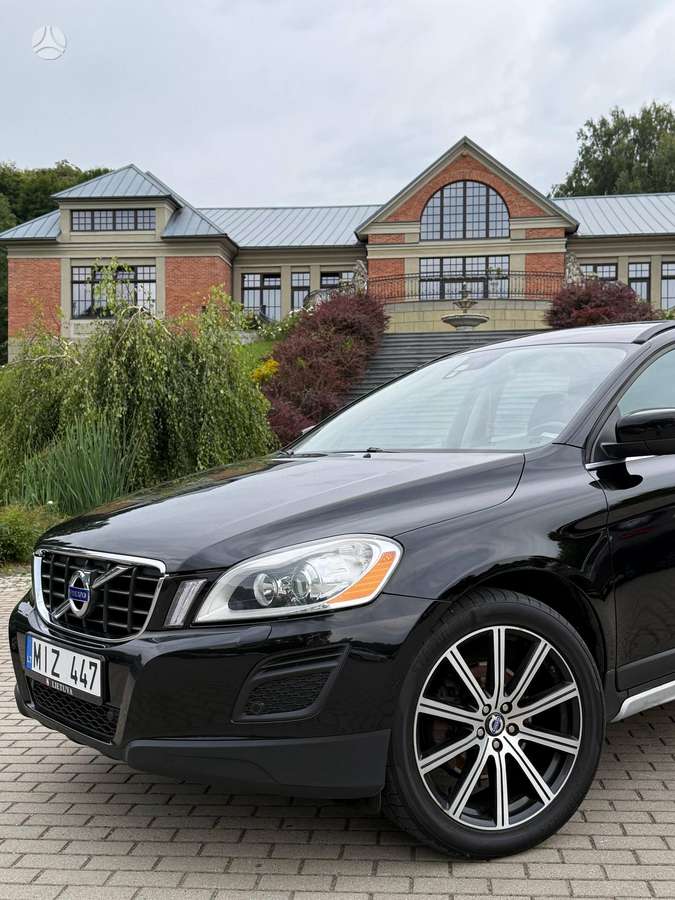 Volvo XC60 - 2