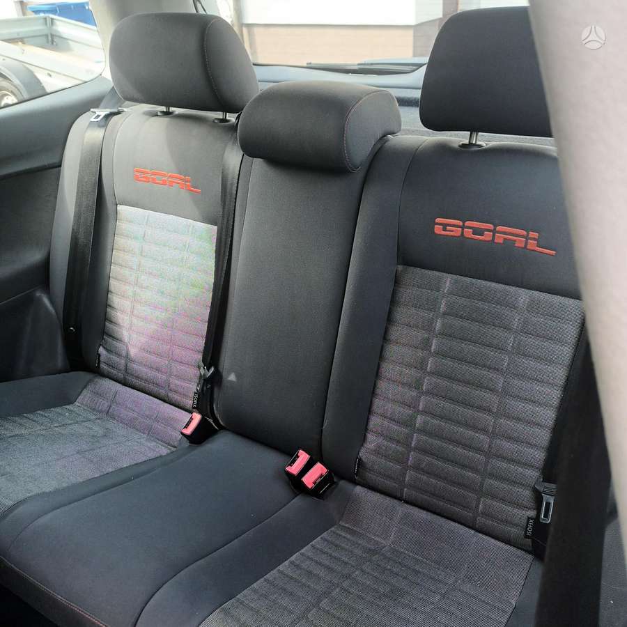 Volkswagen Polo - 12