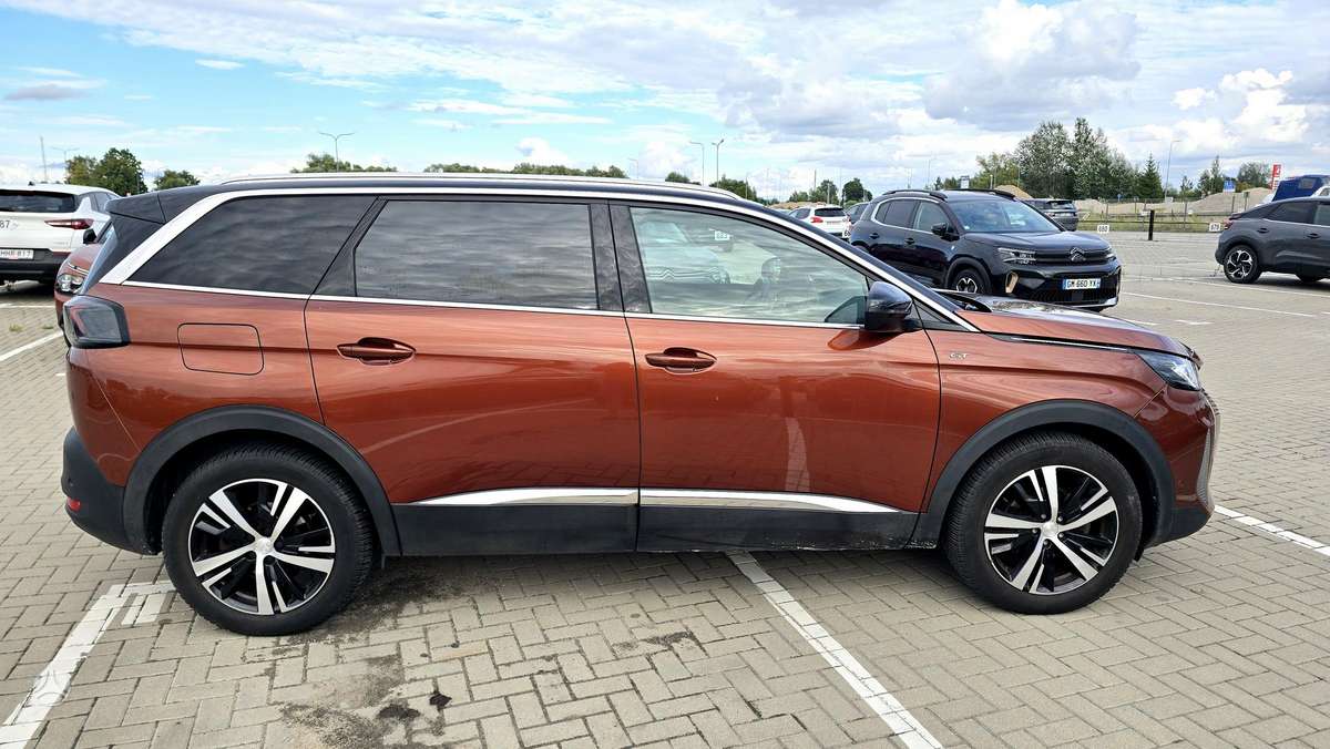 Peugeot 5008 - 5