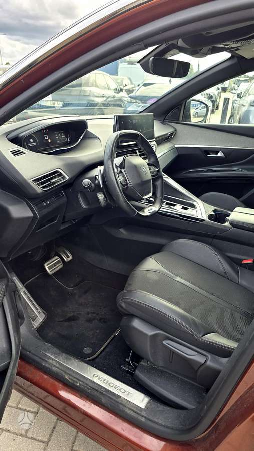 Peugeot 5008 - 11