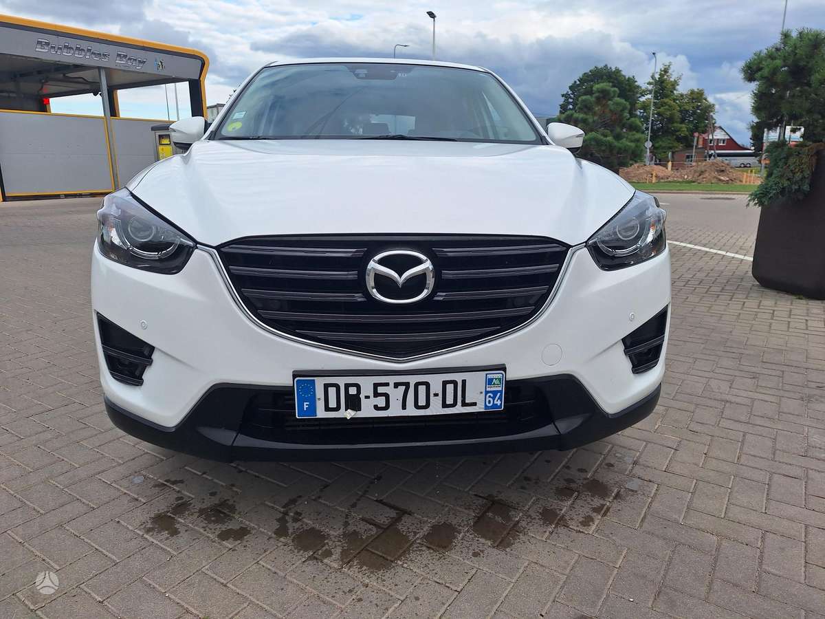 Mazda CX-5, 2.2 l., off-road / crossover