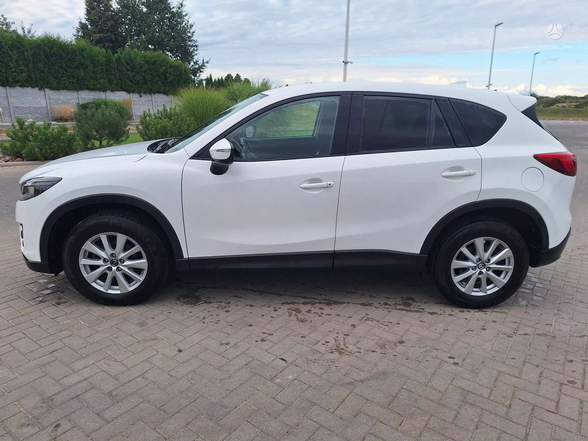 Mazda CX-5, 2.2 l., off-road / crossover