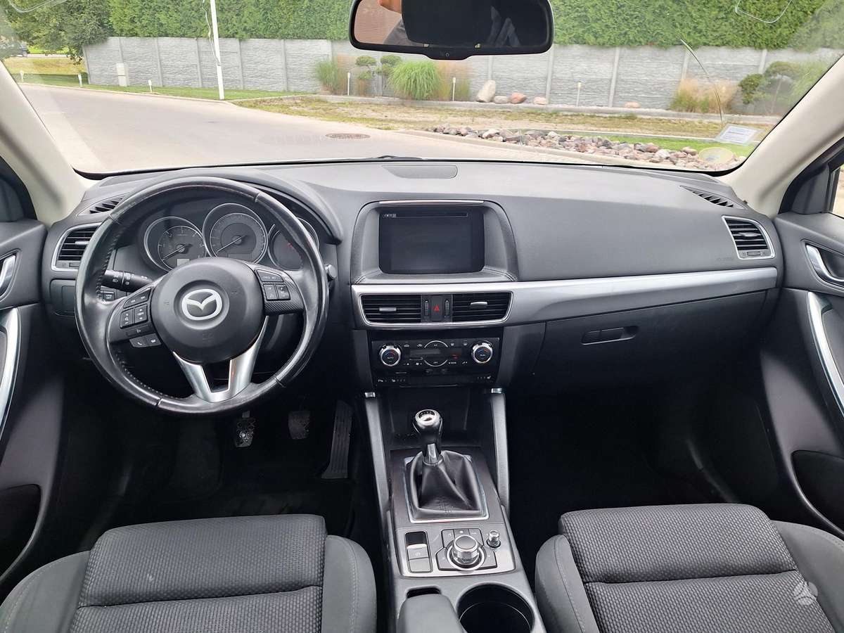 Mazda CX-5, 2.2 l., off-road / crossover
