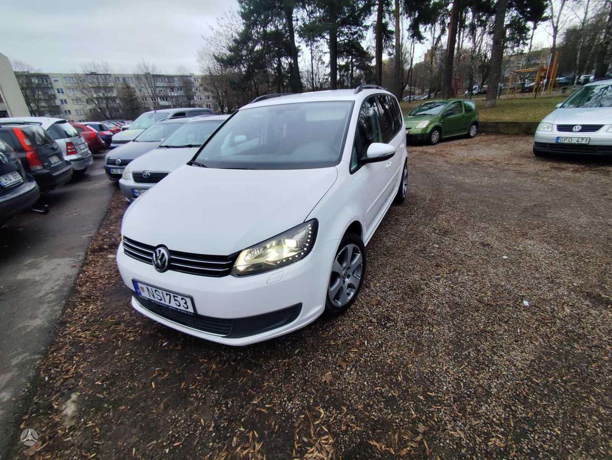 Volkswagen Touran - 7