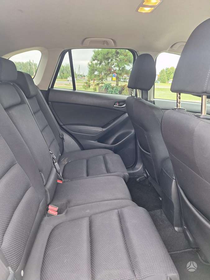 Mazda CX-5, 2.2 l., off-road / crossover