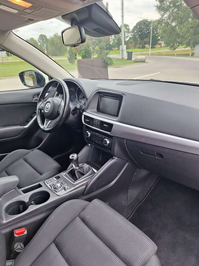 Mazda CX-5, 2.2 l., off-road / crossover