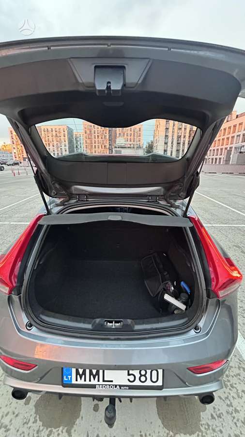 Volvo V40 - 5
