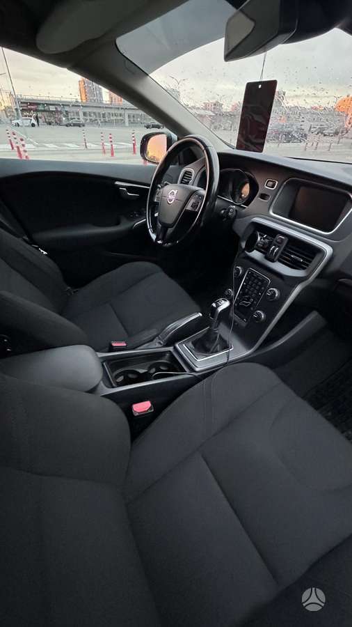 Volvo V40 - 6