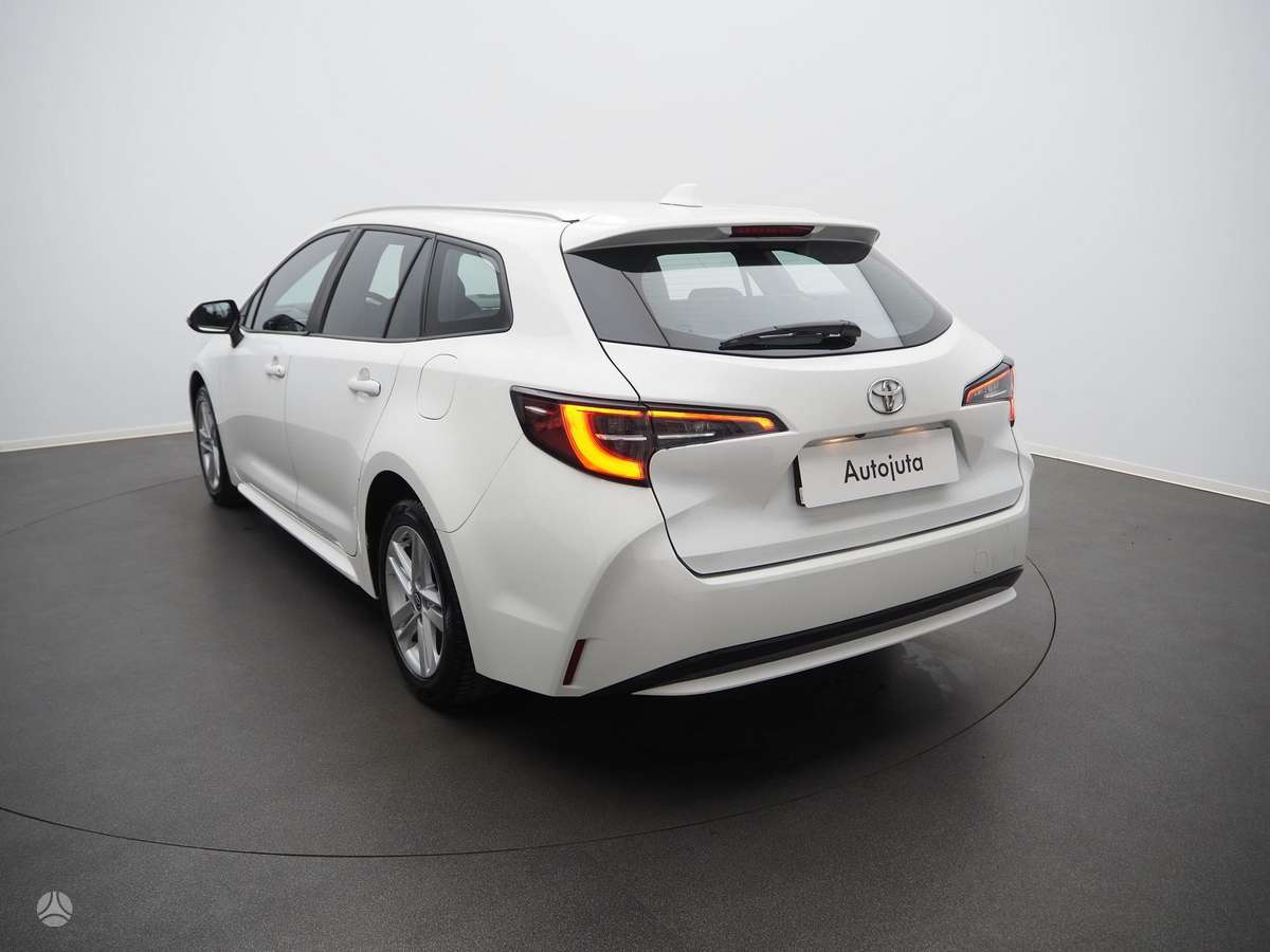 Toyota Corolla, 1.2 l., Универсал