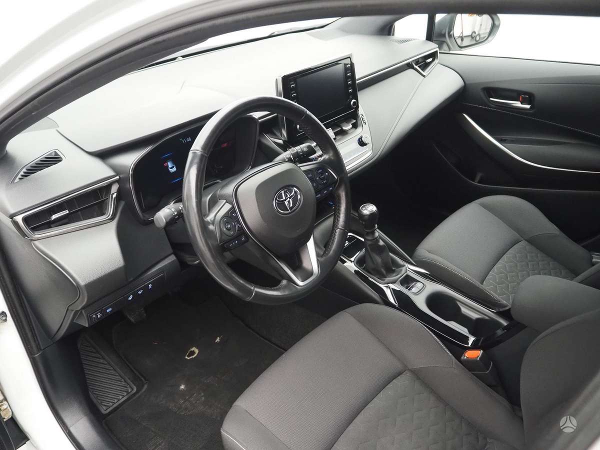 Toyota Corolla, 1.2 l., Универсал