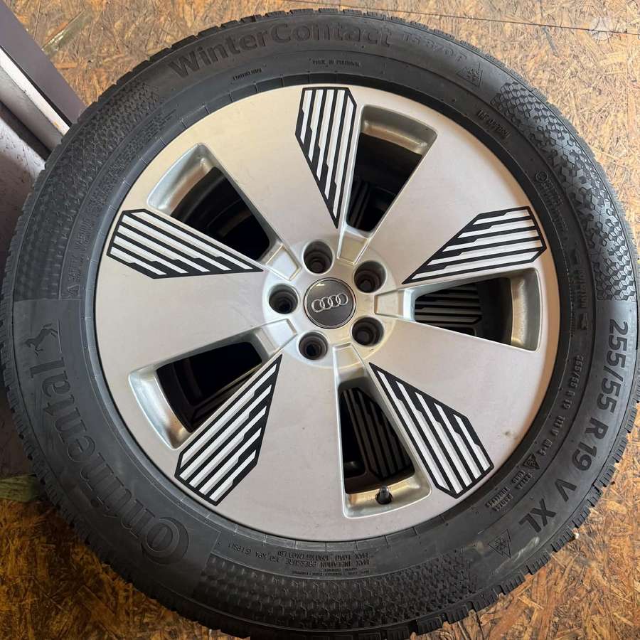 Audi, light alloy, R19