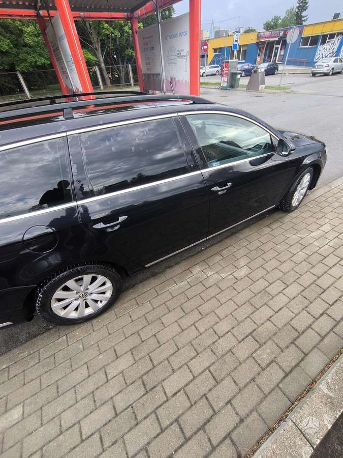 Volkswagen Passat - 10