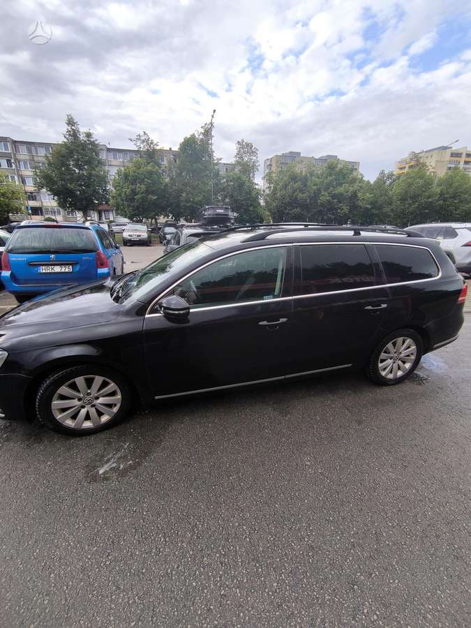Volkswagen Passat - 12