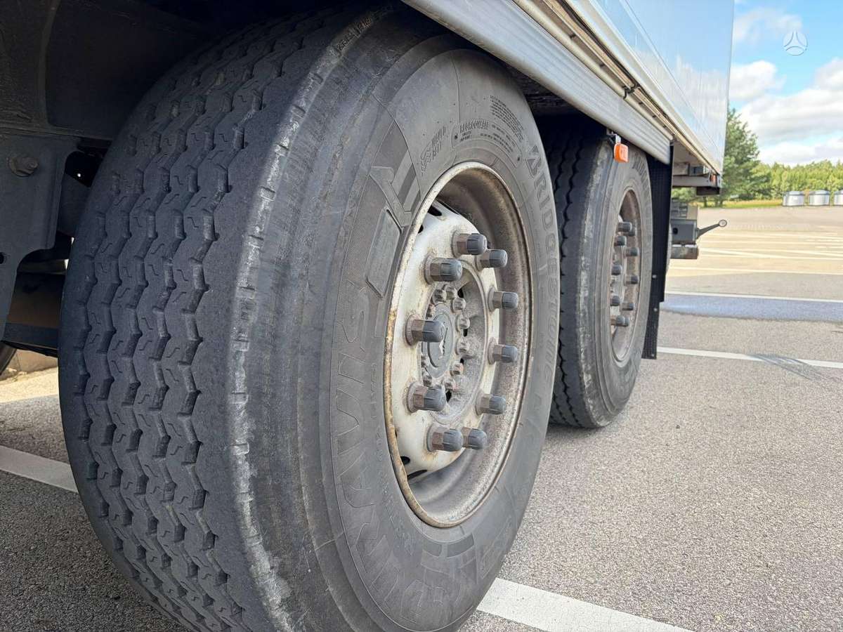 Schmitz SCB*S3B / SKO 24, šaldytuvai